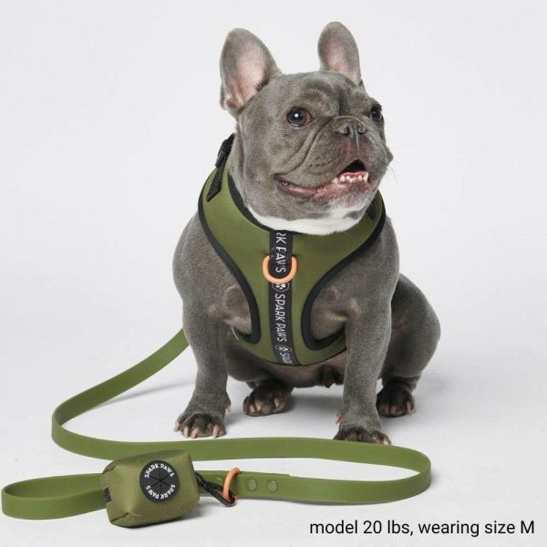 Waterproof PVC Dog Leash – Green | Spark Paws Activewear Harness Activewear Harness Activewear Harness